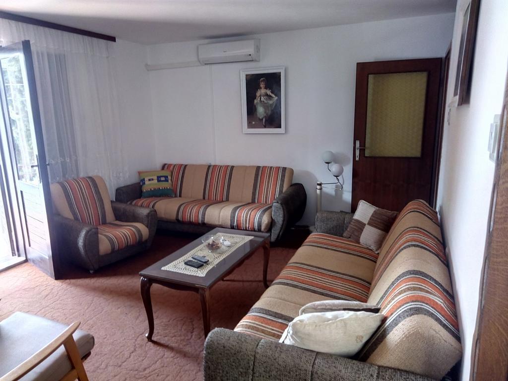Zdravka Apartment *